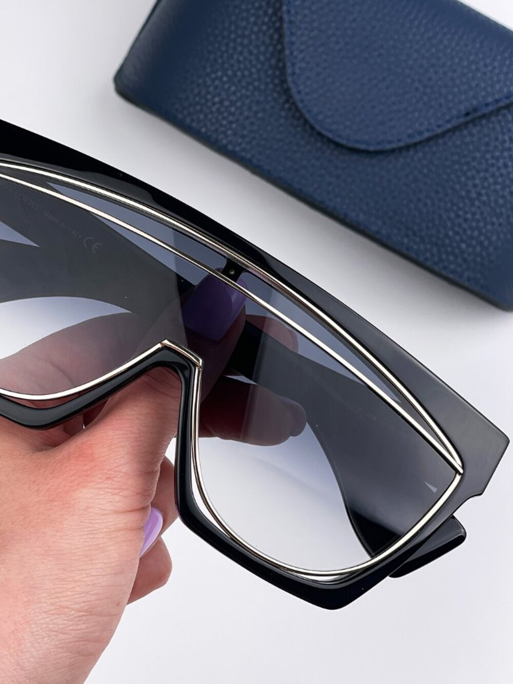 LOEWE LW40012F 05B BLACK SHIELD SUNGLASSES